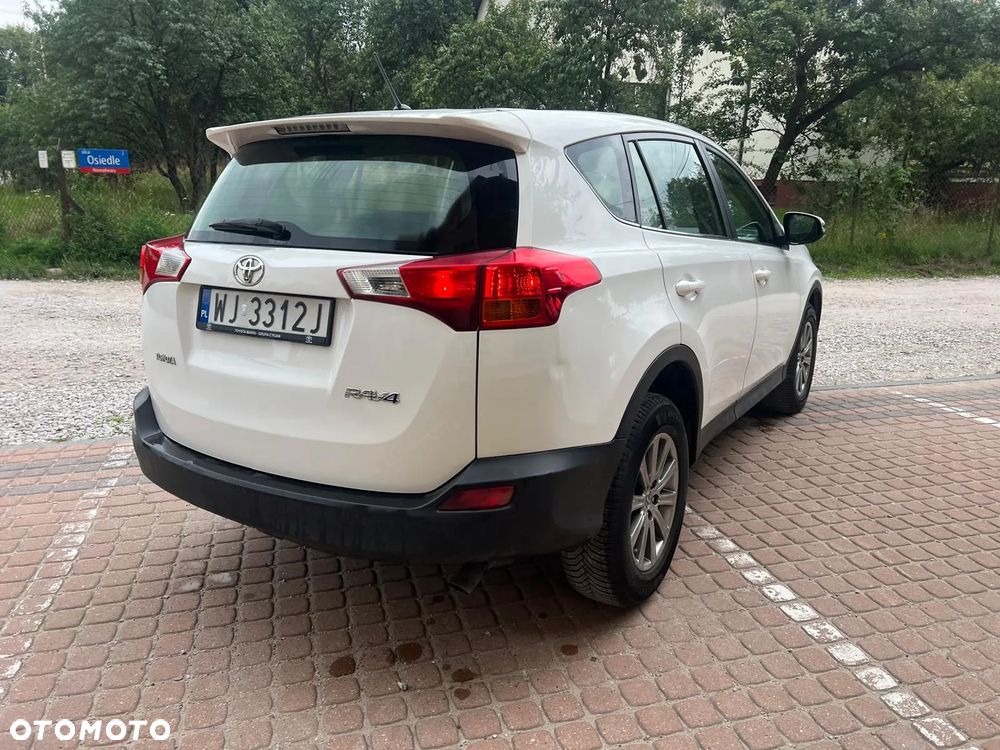 Toyota RAV4 2.0 D-4D Active - 17