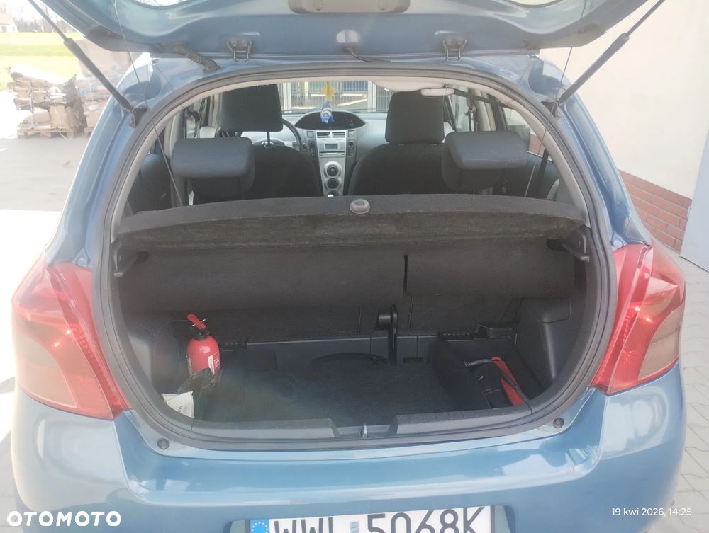 Toyota Yaris - 9