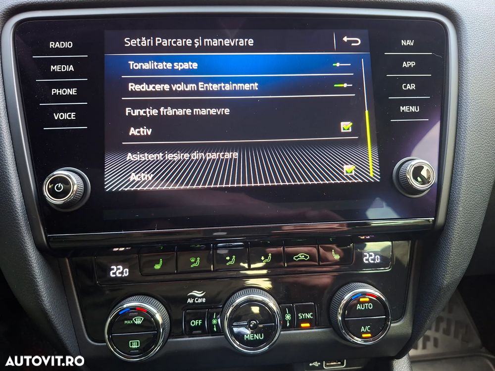 Skoda Octavia 2.0 TDI (Green tec) DSG Style - 38