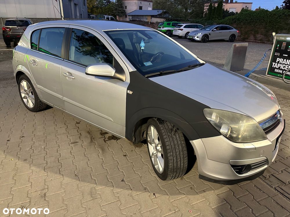 Opel Astra 2.0 T Sport - 2