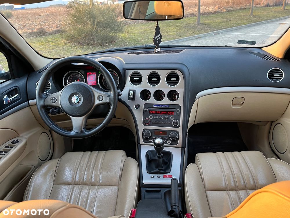 Alfa Romeo 159 - 8