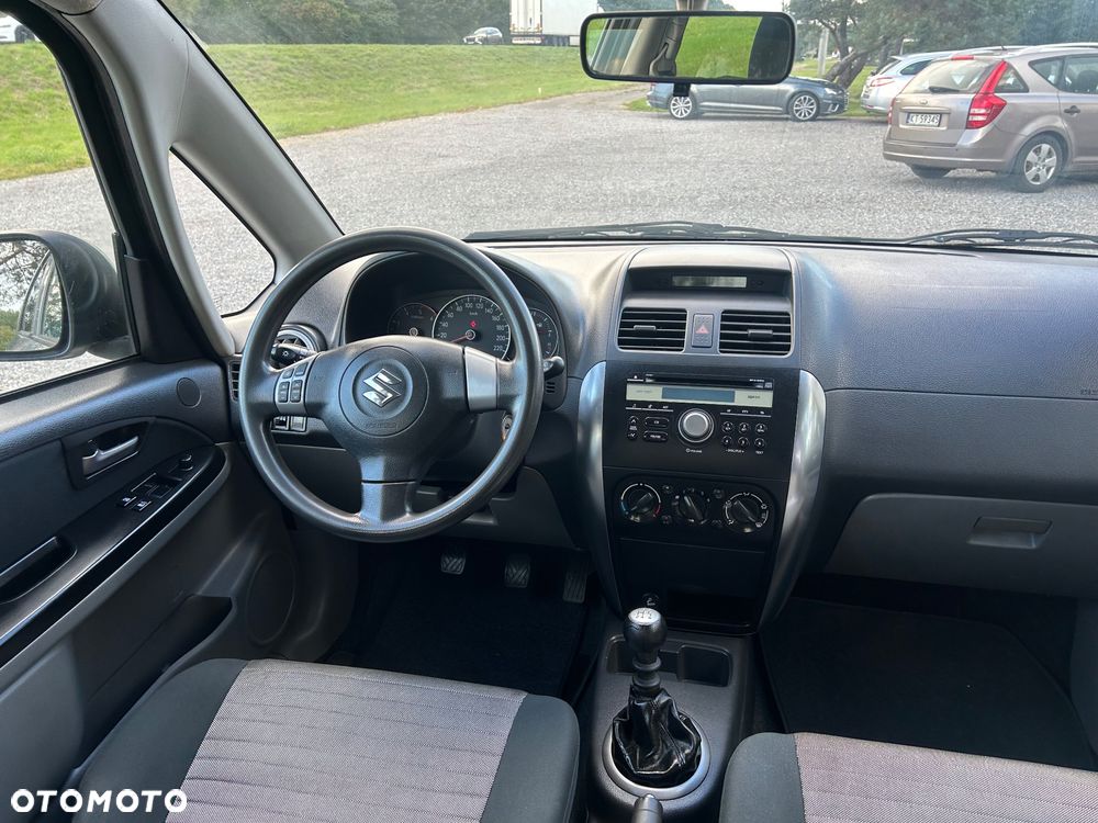 Suzuki SX4 - 13