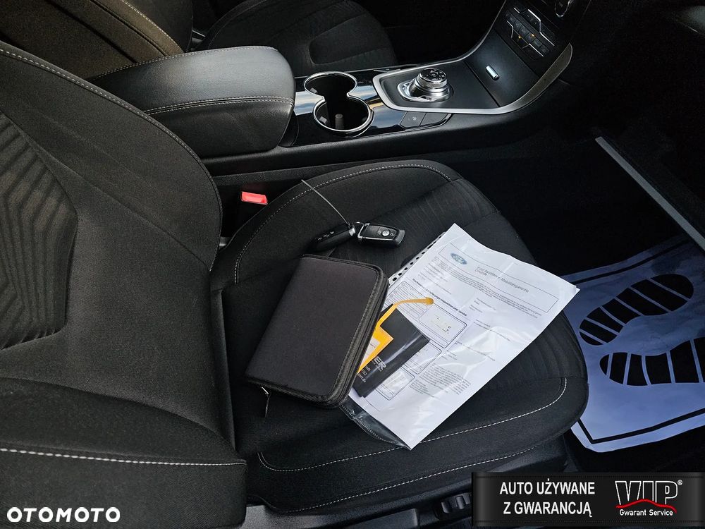 Ford S-Max - 10