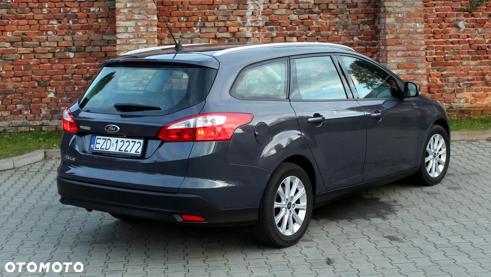 Ford Focus 1.6 Trend - 9