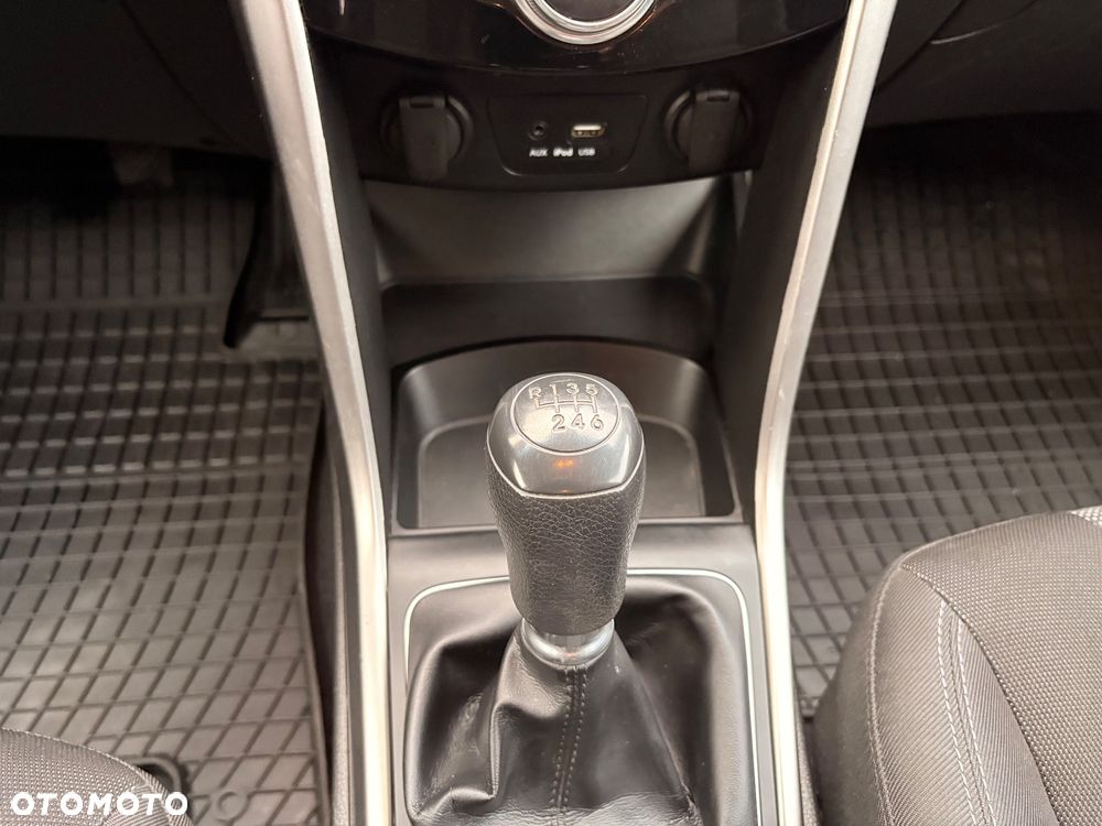 Hyundai i30 1.4 Comfort - 24