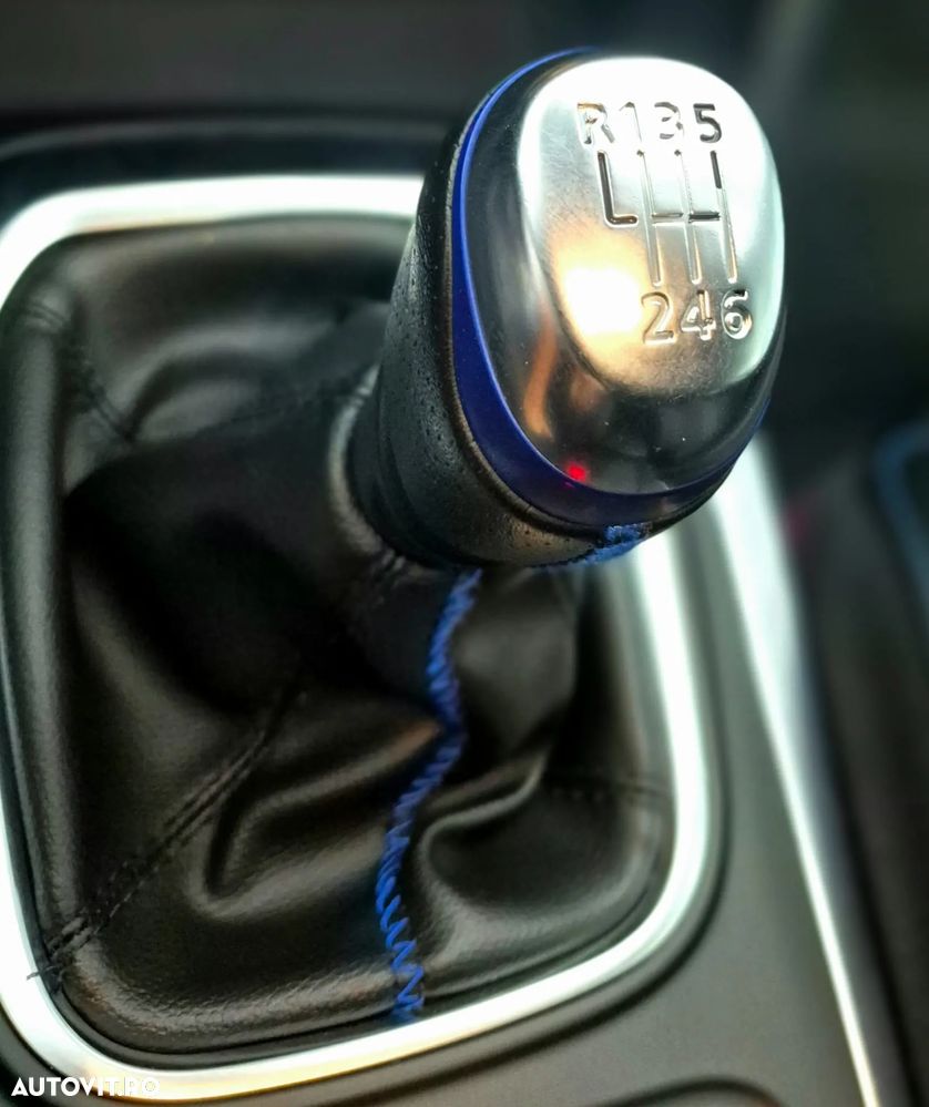Renault Megane BLUE dCi 115 GT LINE - 25