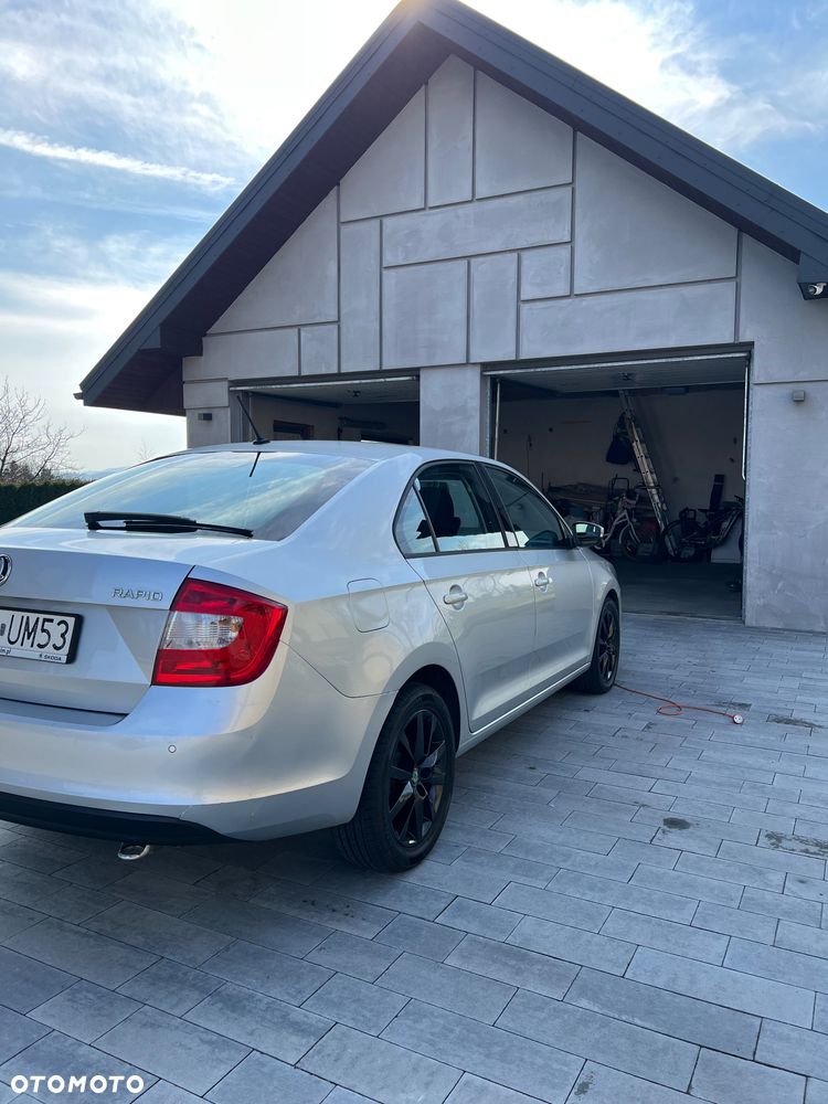 Skoda RAPID 1.6 TDI DPF Ambition - 2