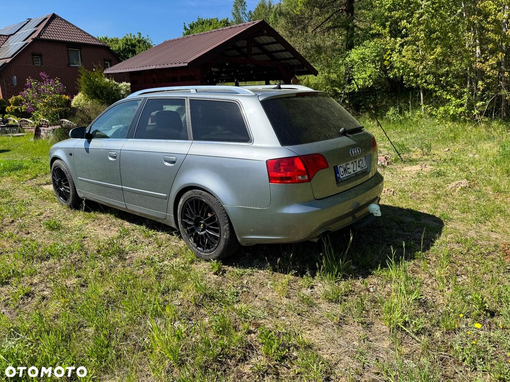 Audi A4 Avant - 4