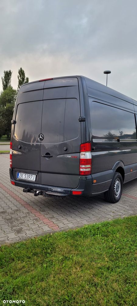 Mercedes-Benz Sprinter - 8