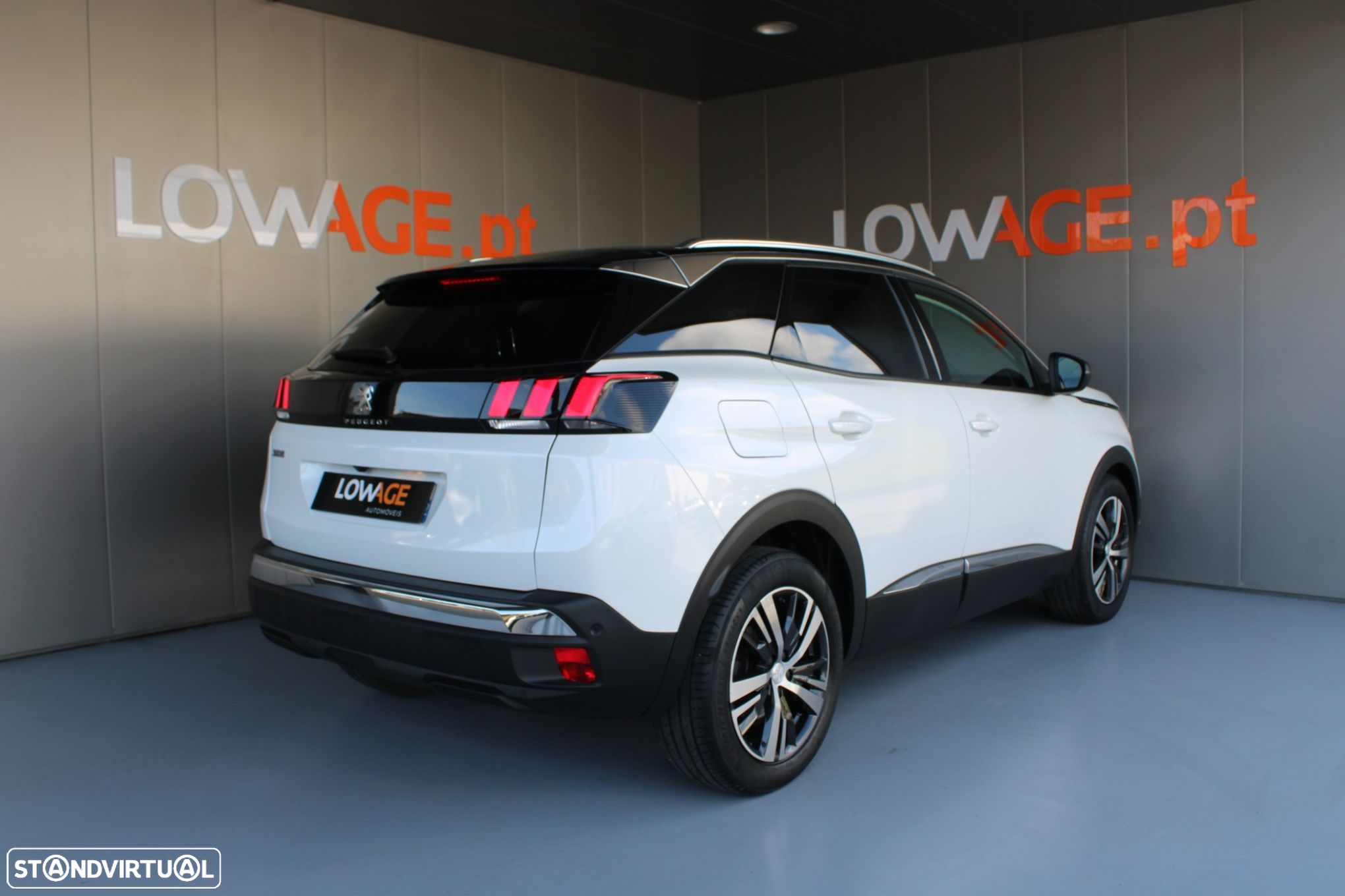 Peugeot 3008 1.2 PureTech Allure EAT8 - 4