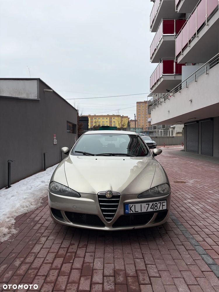Alfa Romeo 147 1.6 Twin Spark Impression - 2