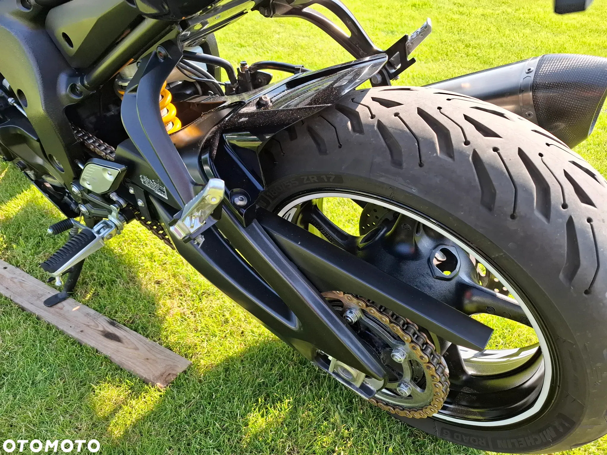 Yamaha FZ8 - 15