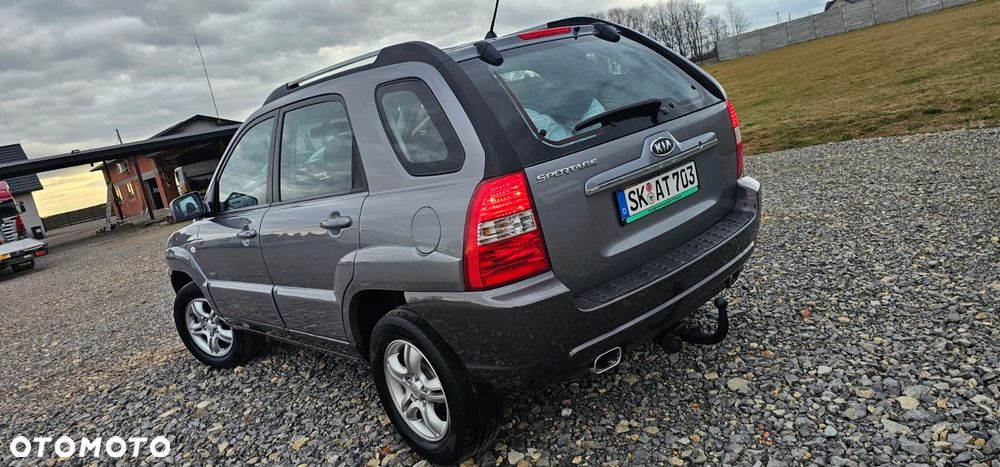 Kia Sportage 2.0 CRDI 4WD Cup - 4