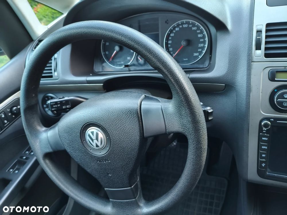 Volkswagen Touran 1.6 Trendline - 10