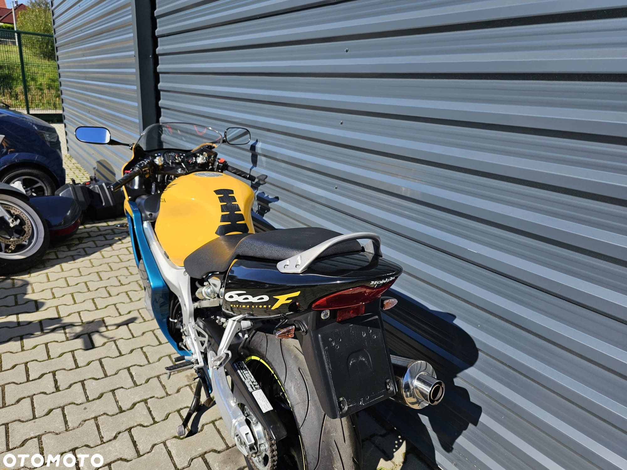 Honda CBR - 11