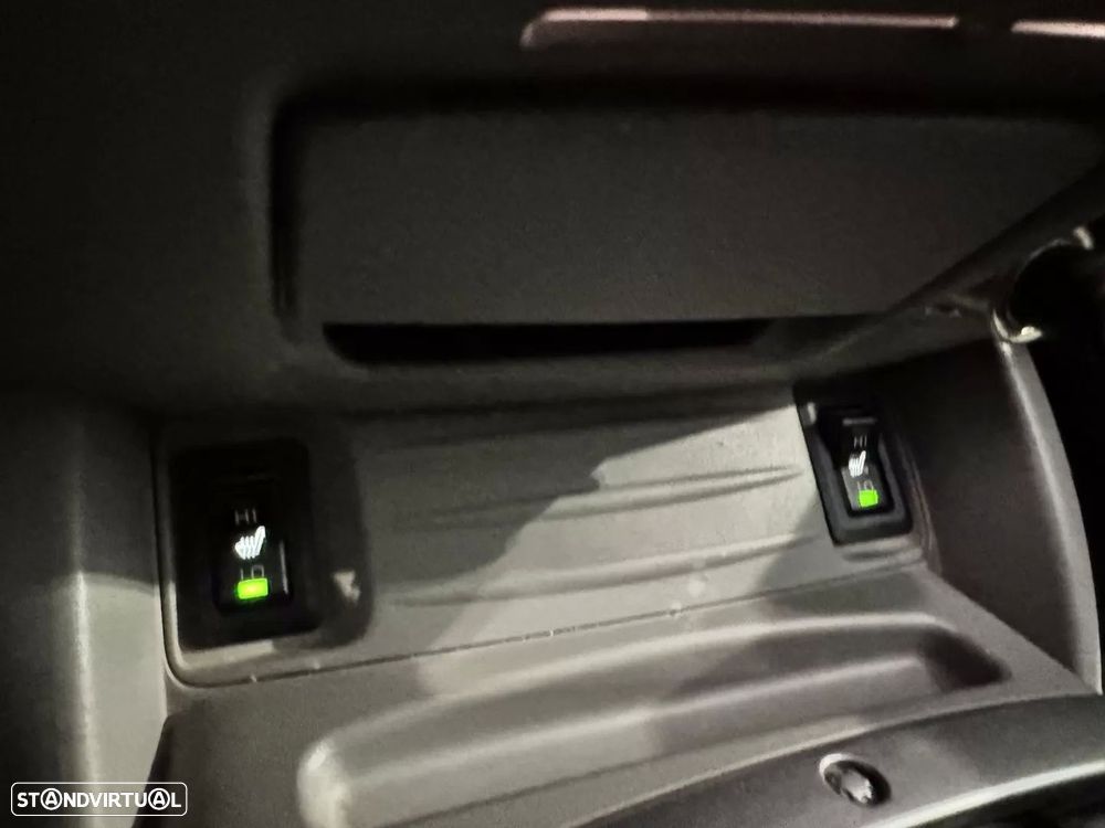 Mitsubishi L200 2.5 DI-D CD Invite AC CC 4WD - 23
