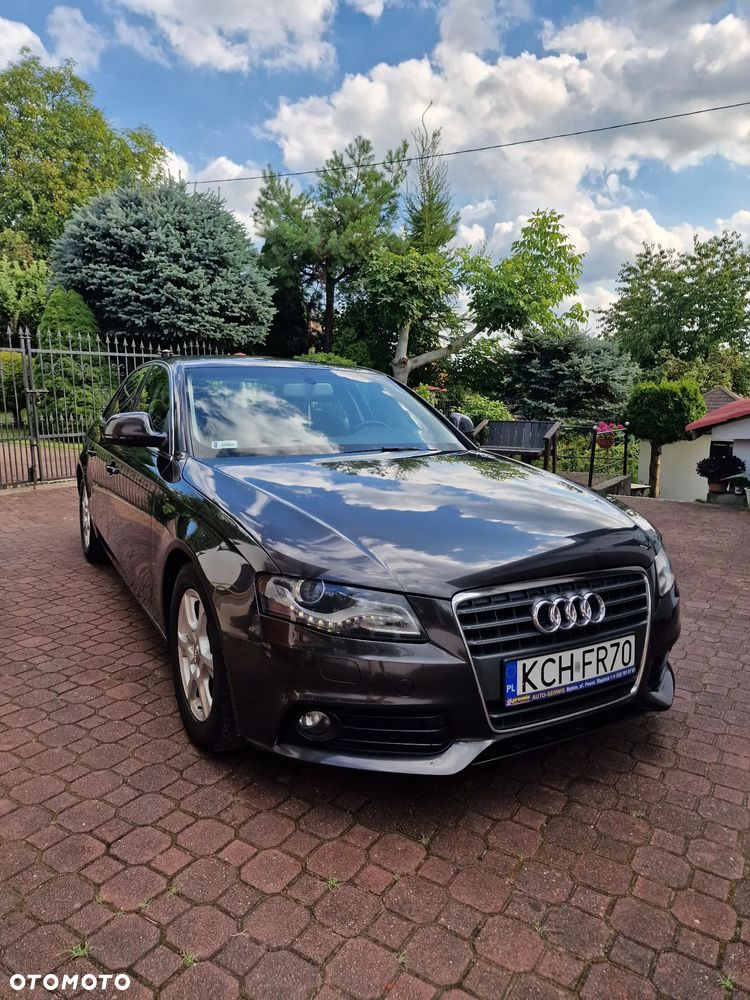 Audi A4 Limousine - 12