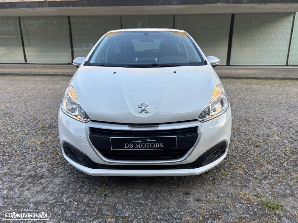 Peugeot 208 1.6 BlueHDi Active — fotografia 2