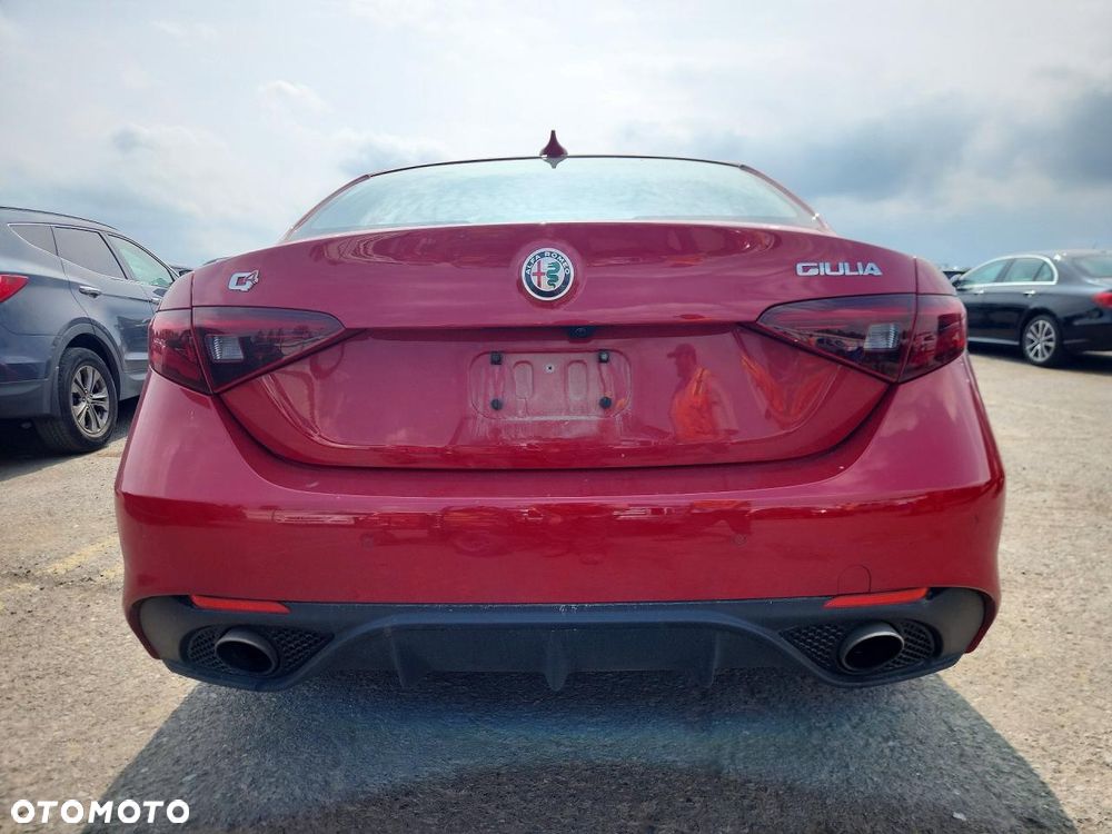 Alfa Romeo Giulia - 3