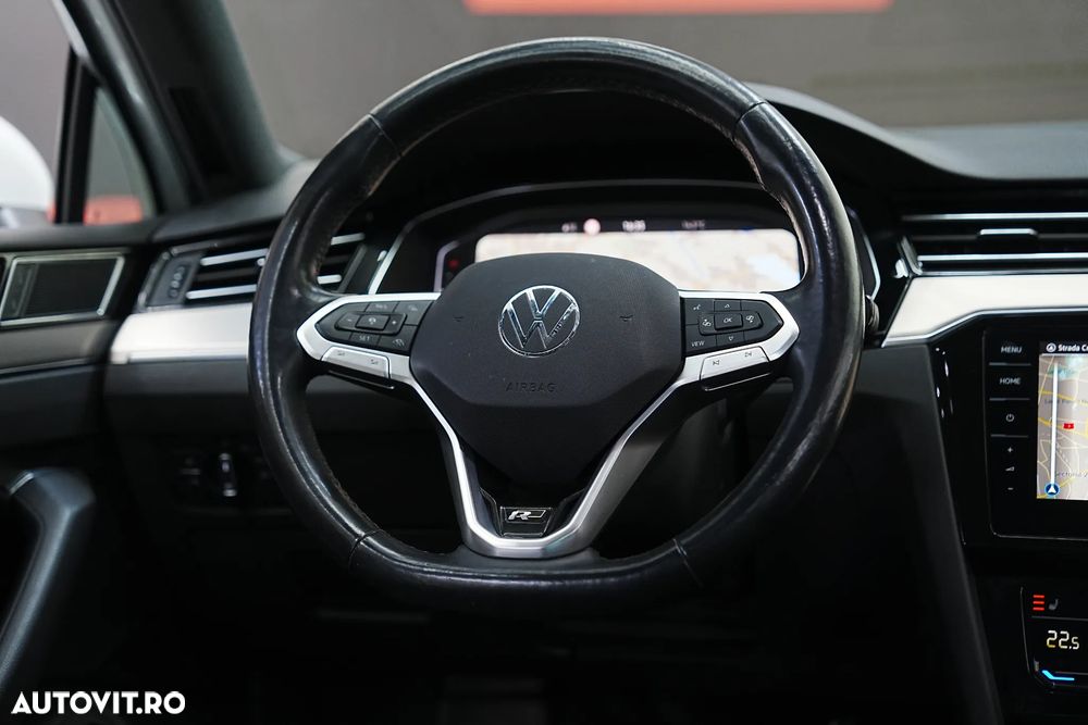 Volkswagen Passat - 21