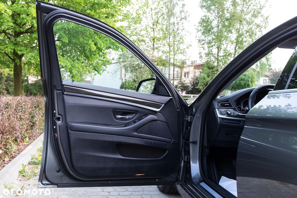 BMW Seria 5 Active Hybrid Luxury Line - 18