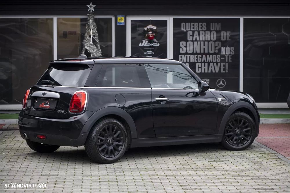 MINI 3 Portas Cooper D Auto - 28