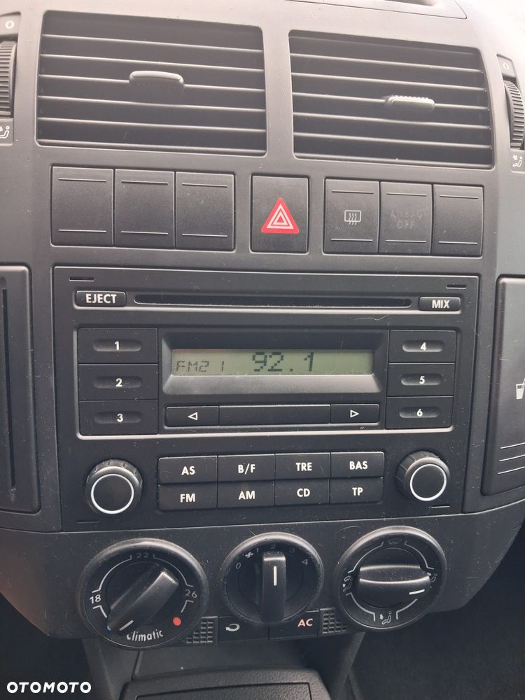 Volkswagen Polo - 15