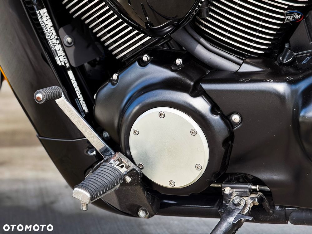 Suzuki Boulevard - 38