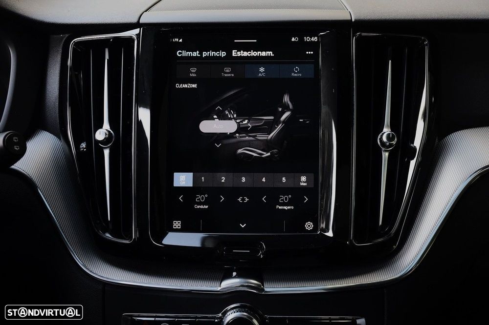 Volvo XC 60 2.0 T6 PHEV Black Edition AWD - 28