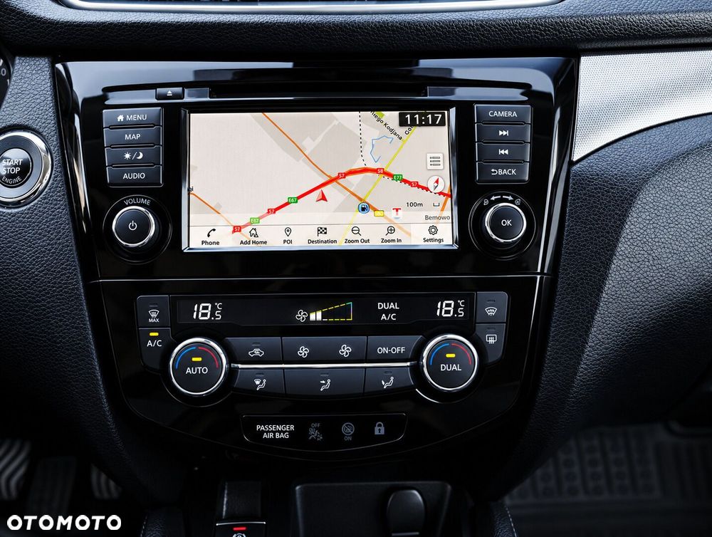 Nissan Qashqai 1.3 DIG-T Tekna - 25
