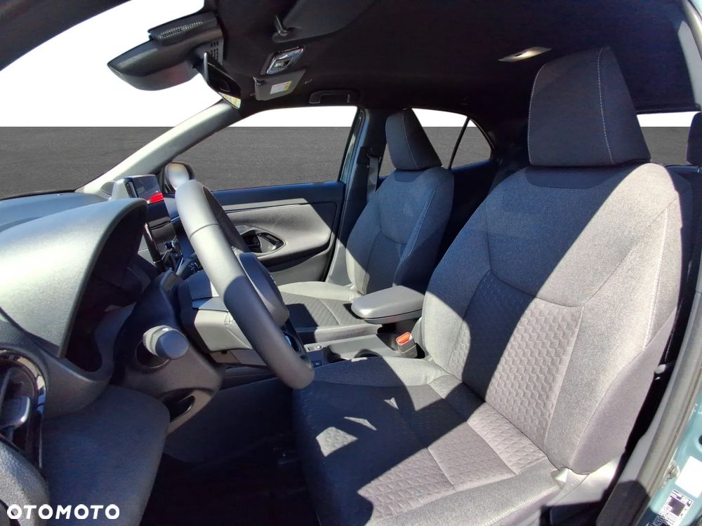 Toyota Yaris Cross - 19
