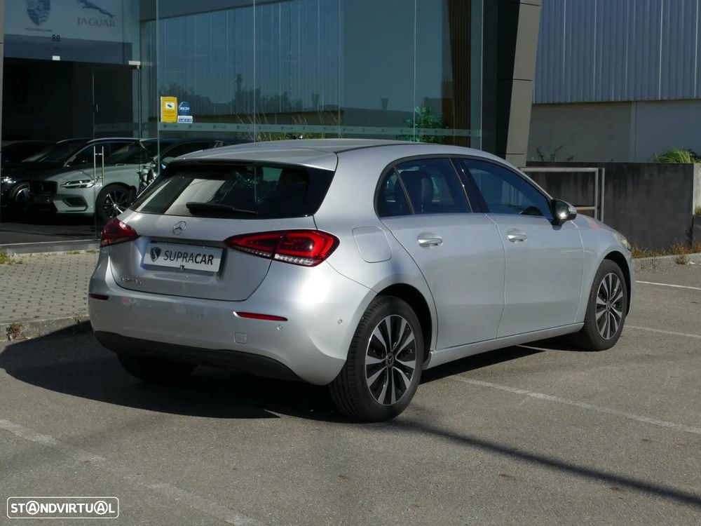 Mercedes-Benz A 250 e Style Plus - 4