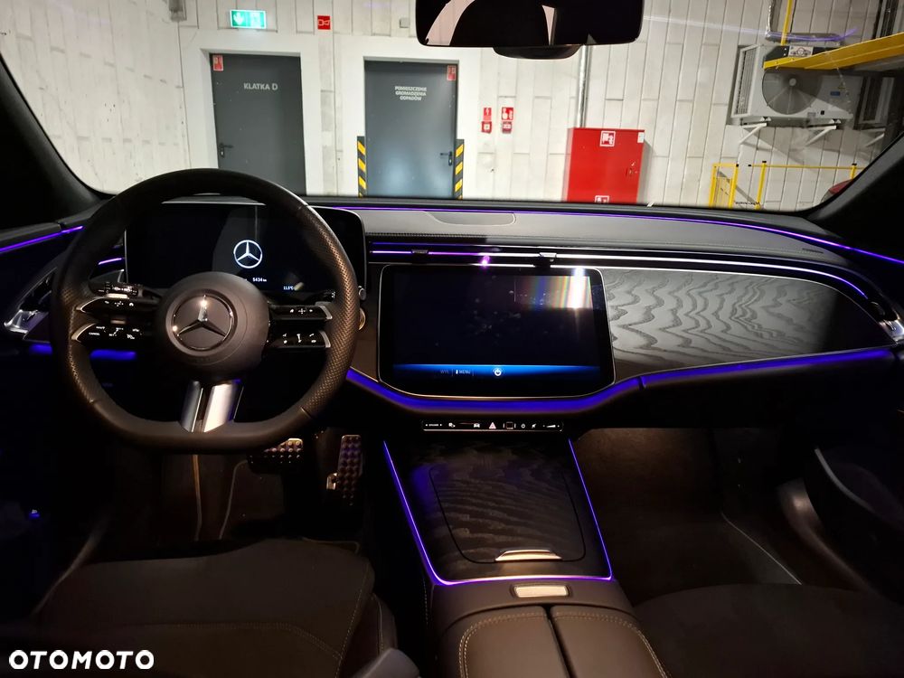 Mercedes-Benz Klasa E 200 9G-TRONIC Edition AMG Line - 27
