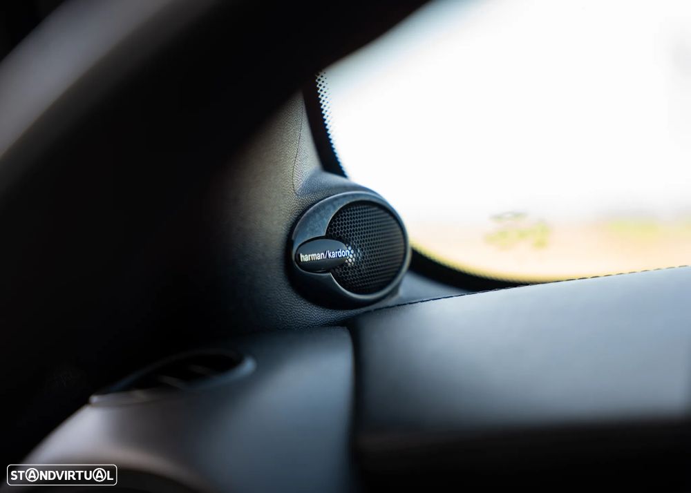 MINI Cabrio John Cooper Works 157g - 26