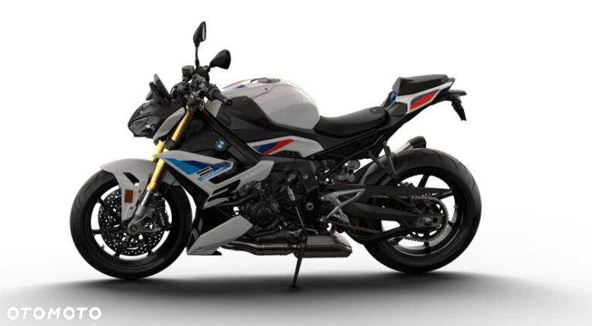BMW S - 1