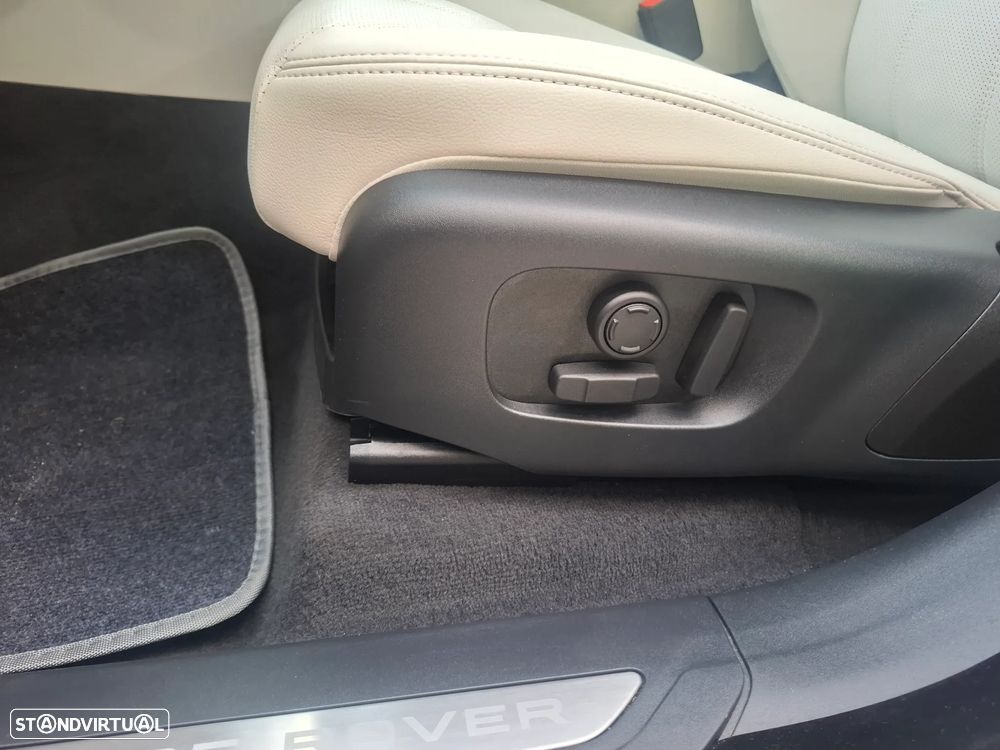 Land Rover Range Rover Velar 2.0 P400e AWD Dynamic SE - 37