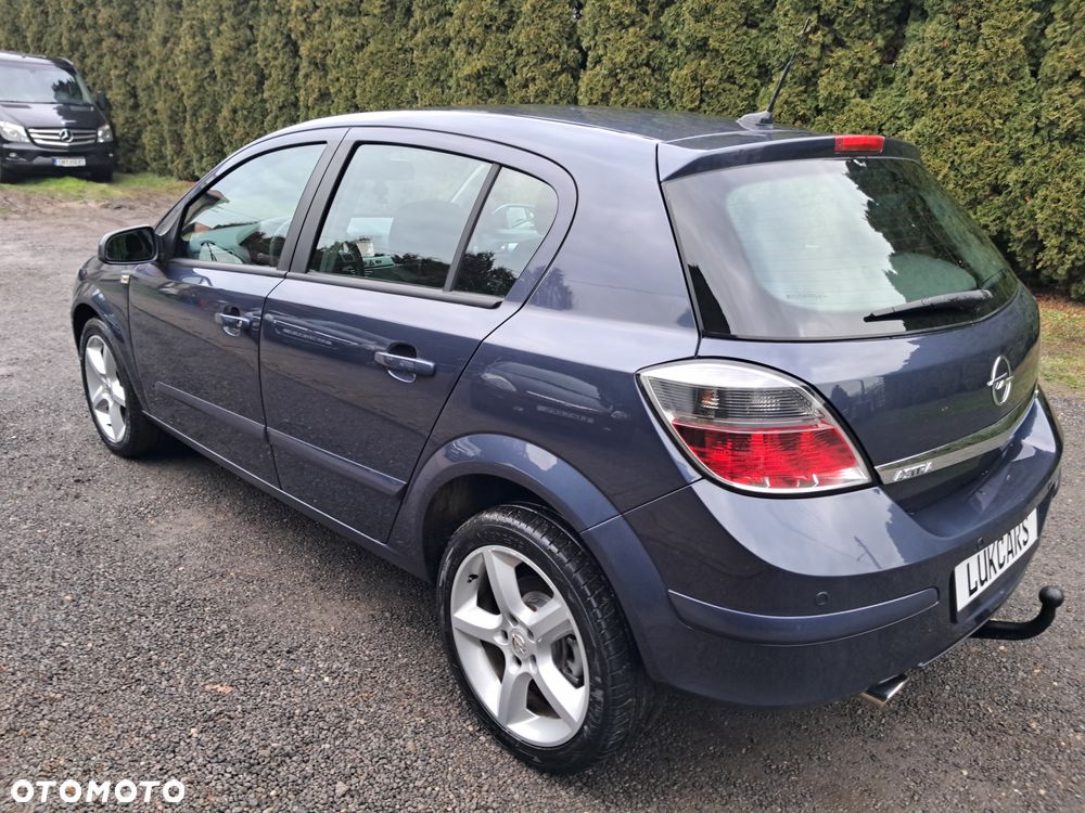Opel Astra 1.8 Sport - 3