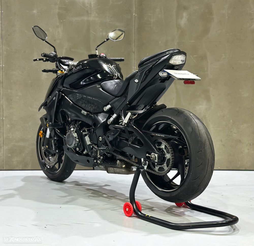 Suzuki GSX 1000 S - 8