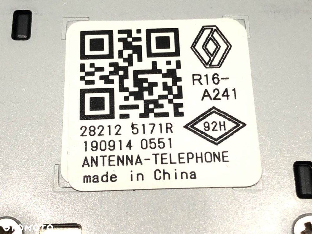 ANTENA GPS  RENAULT CLIO V (B7_) 2019 - 2022 1.0 TCe 100 (B7MT) 74 kW [101 KM] benzyna 2019 - 2022 - 4