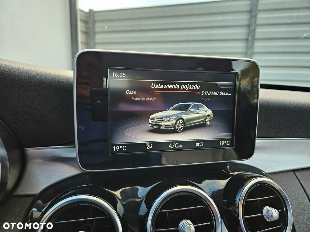 Mercedes-Benz Klasa C 180 9G-TRONIC Exclusive - 35