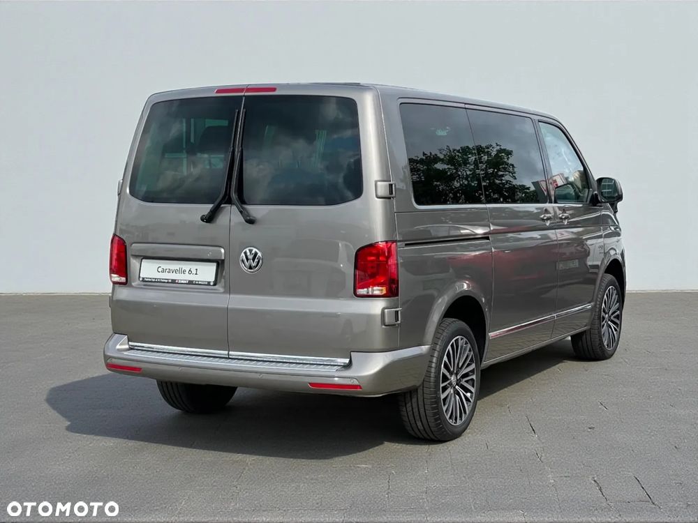 Volkswagen Caravelle - 6