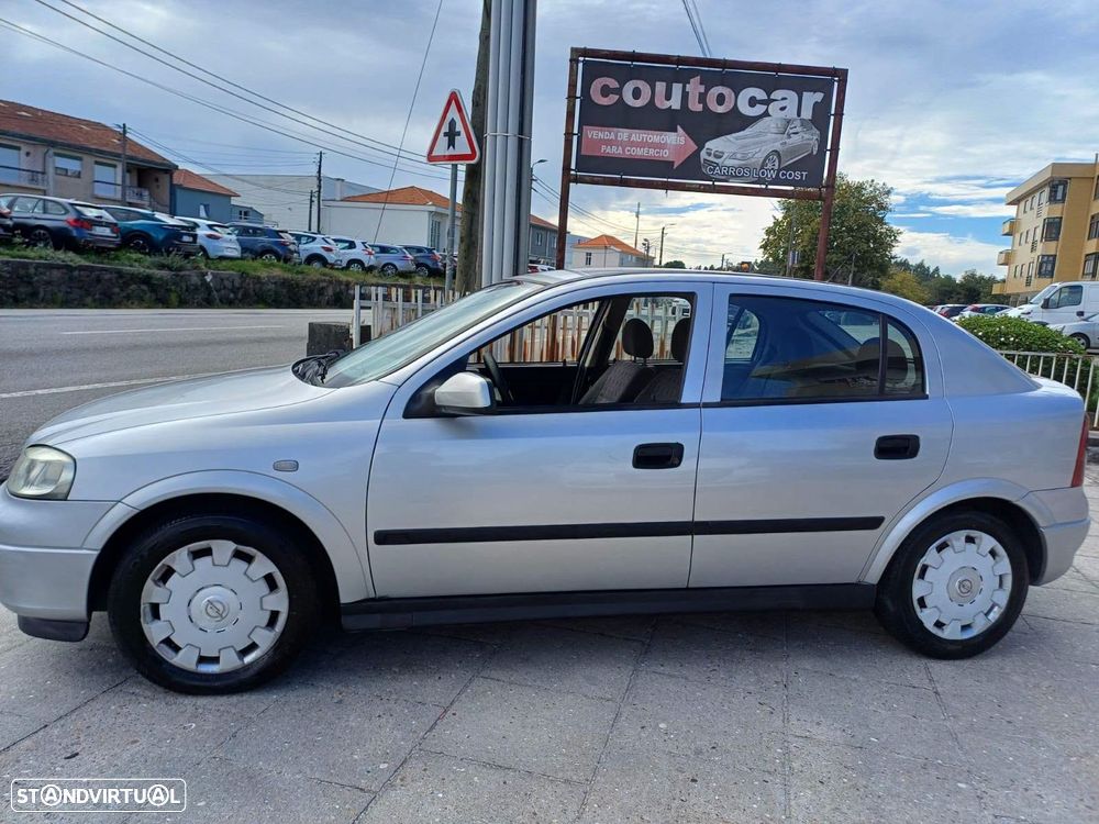 Opel Astra — photo 2