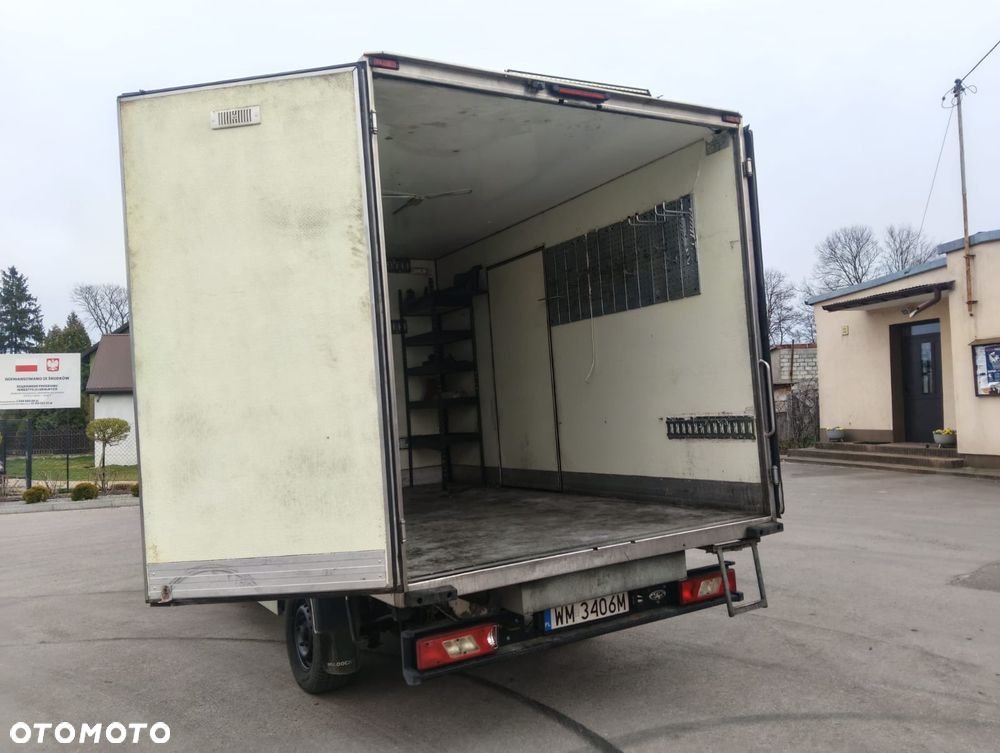 Ford Transit - 11