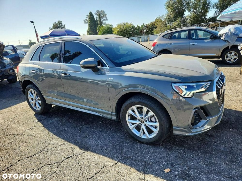 Audi Q3 45 TFSI Quattro S tronic S line - 2