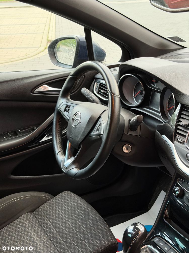 Opel Astra 1.6 T Enjoy S&S - 40
