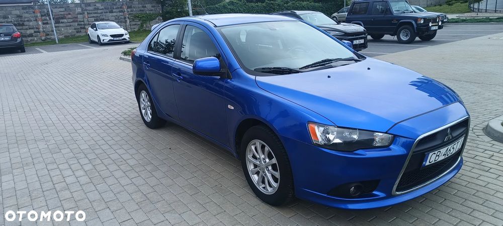 Mitsubishi Lancer 1.6 Inform - 2