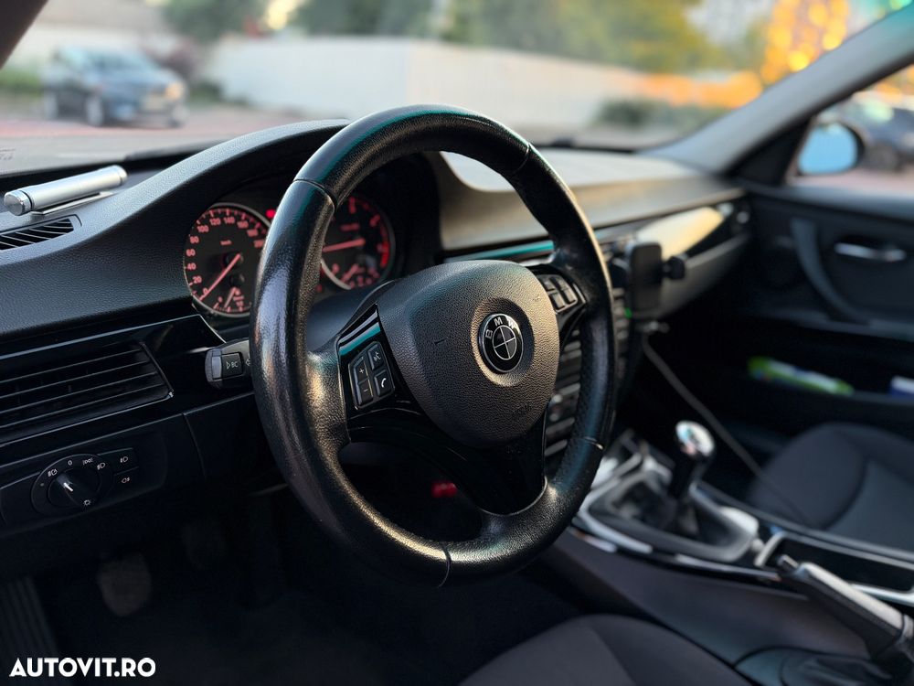 BMW Seria 3 320d DPF - 6