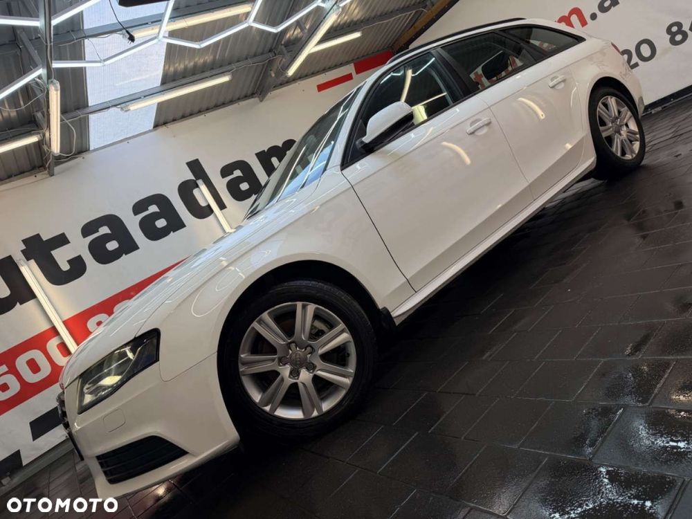 Audi A4 Avant - 11