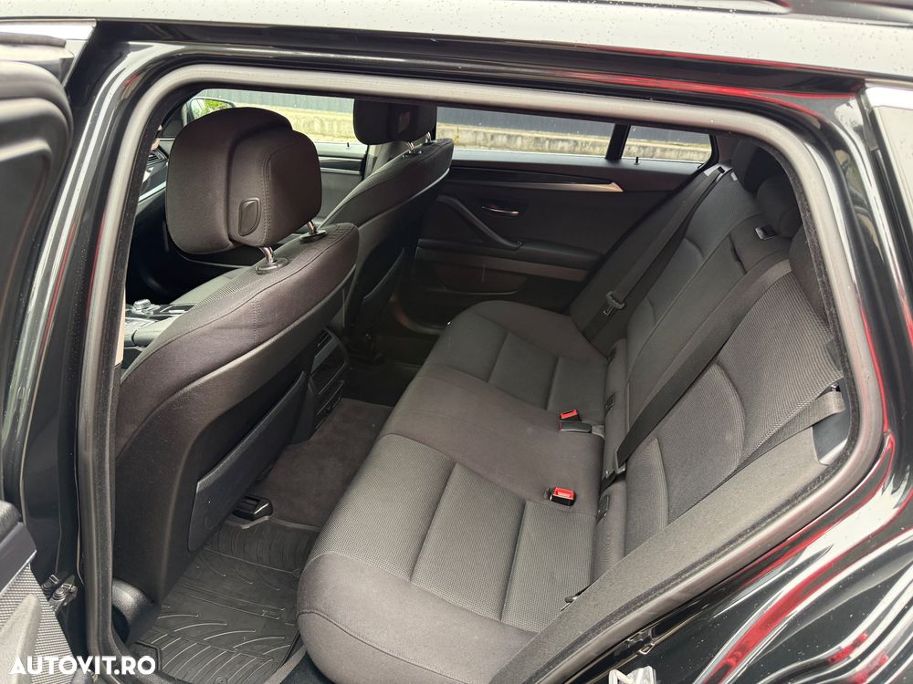 BMW Seria 5 520d Touring BluePerformance Aut. - 14