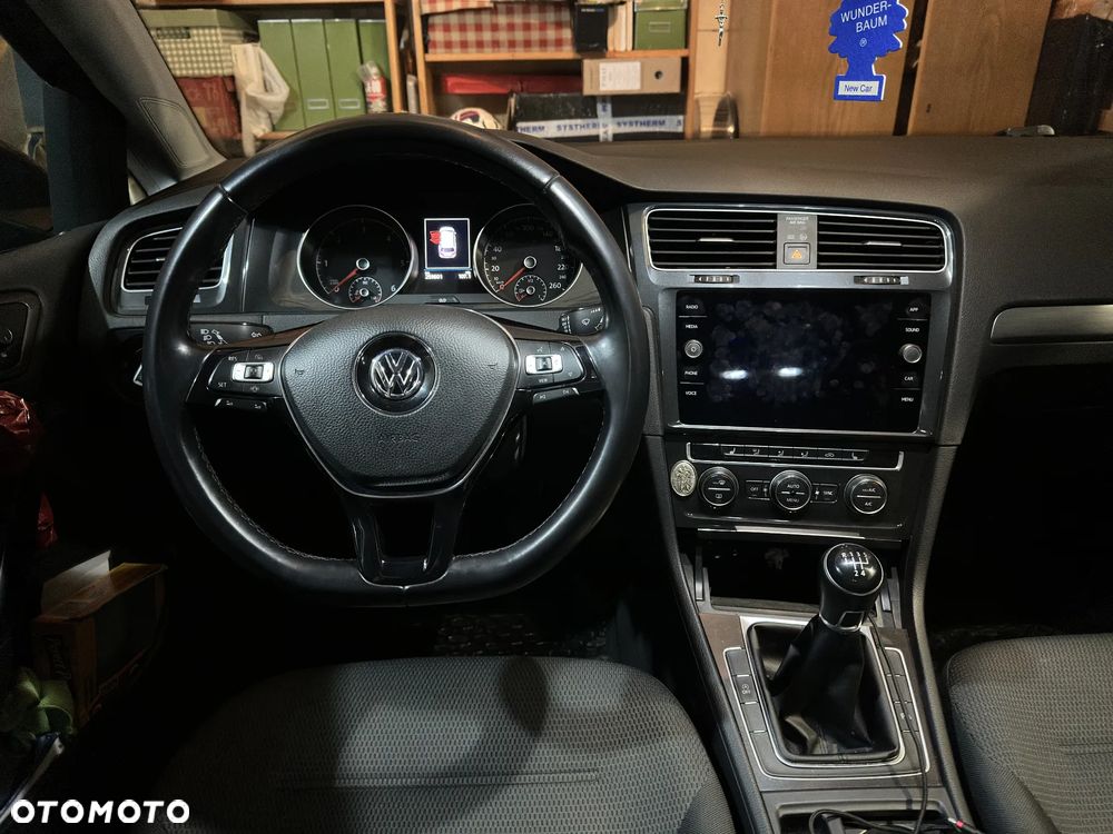 Volkswagen Golf 1.6 TDI BMT Comfortline - 8